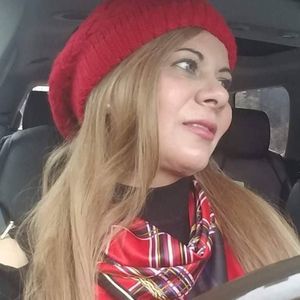 Meet your Posher, Claudia